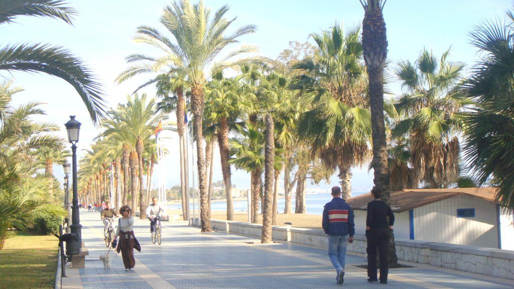 Hostal La Colonia Marbella Exteriör bild