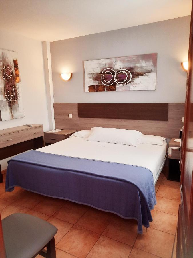 Hostal La Colonia Marbella Exteriör bild
