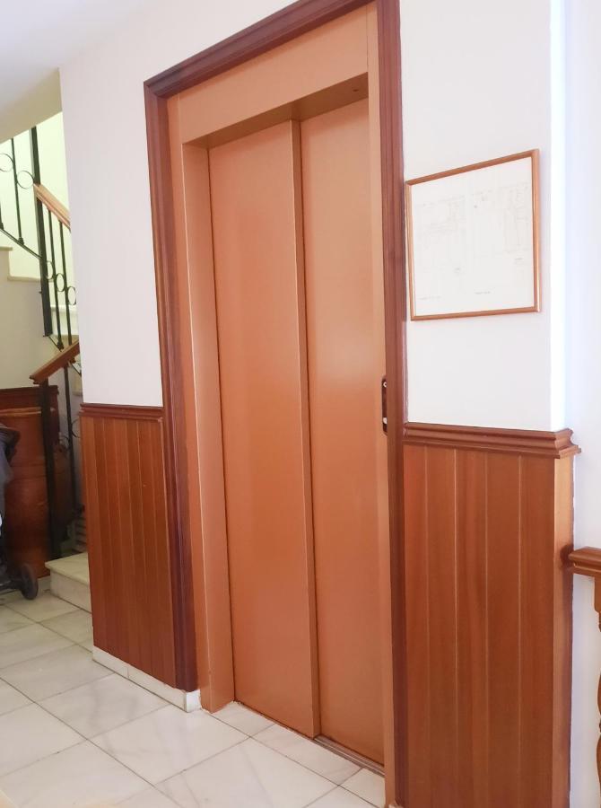 Hostal La Colonia Marbella Exteriör bild
